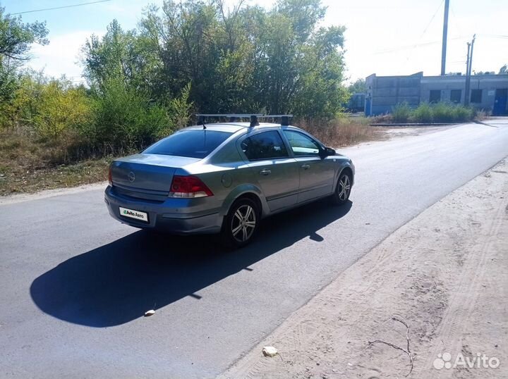 Opel Astra 1.6 МТ, 2008, 158 000 км