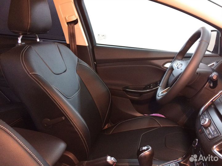 Чехлы на Ford Focus 3 рест титаниум