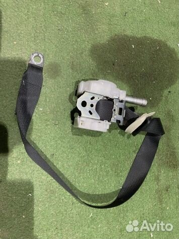 Lexus NX ремень безопасности пассажира