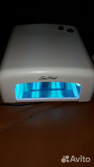 Уф-лампа для ногтей