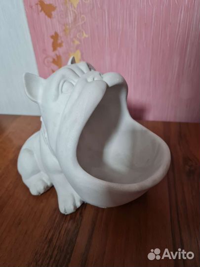 Кашпо бульдог