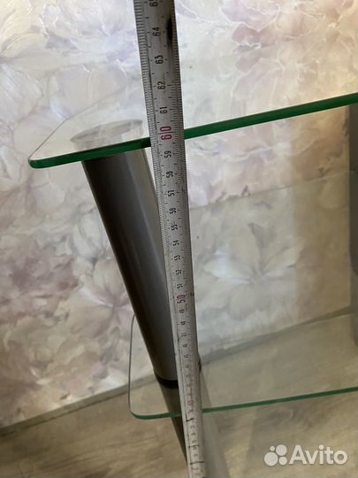 Стеклянная тумба