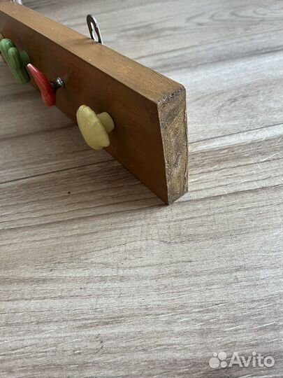 Вешалка настенная детская