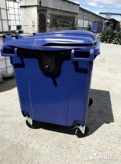 Пластиковый контейнер 770л. Арт. 40353