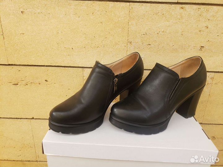 Обувь б/у женская 40 размер