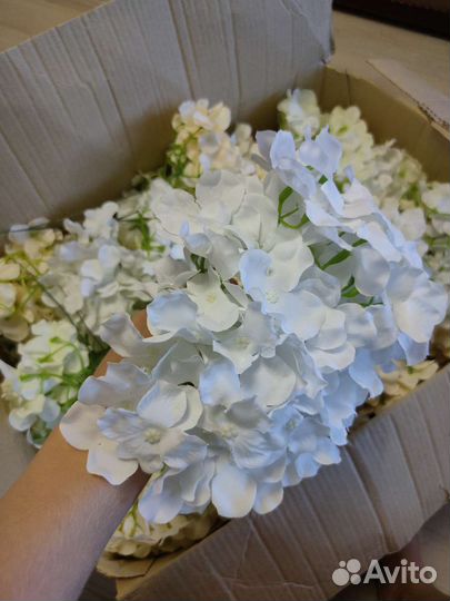Искусственная гортензия