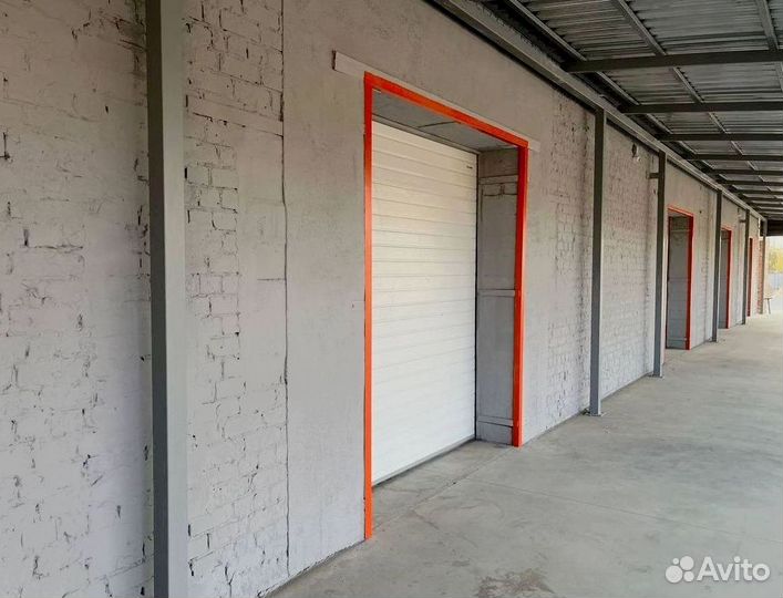 Гаражные секционные ворота с монтажом