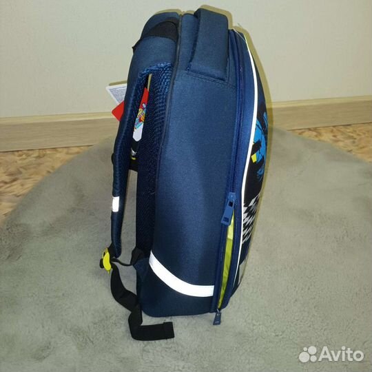 Рюкзак школьный для мальчика новый