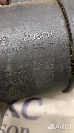 Расходомер воздуха (массметр) VW Touareg 2002-2010