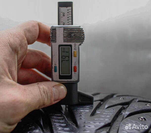 Yokohama Ice Guard IG35 245/45 R19 102T