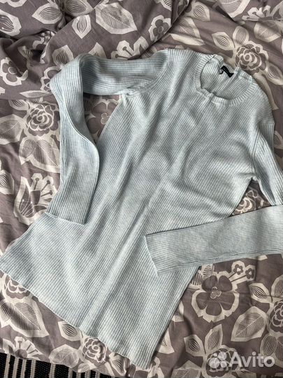 Лонгслив голубой