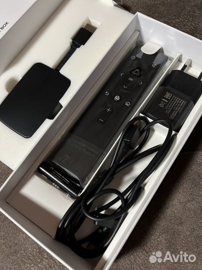 Smart-TV приставка SberBox сбербокс (sbdv-00002R)