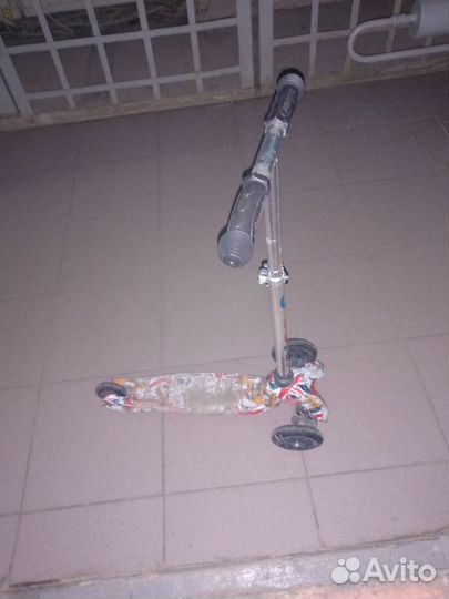 Продам самокат детский 3 трёхколёсный