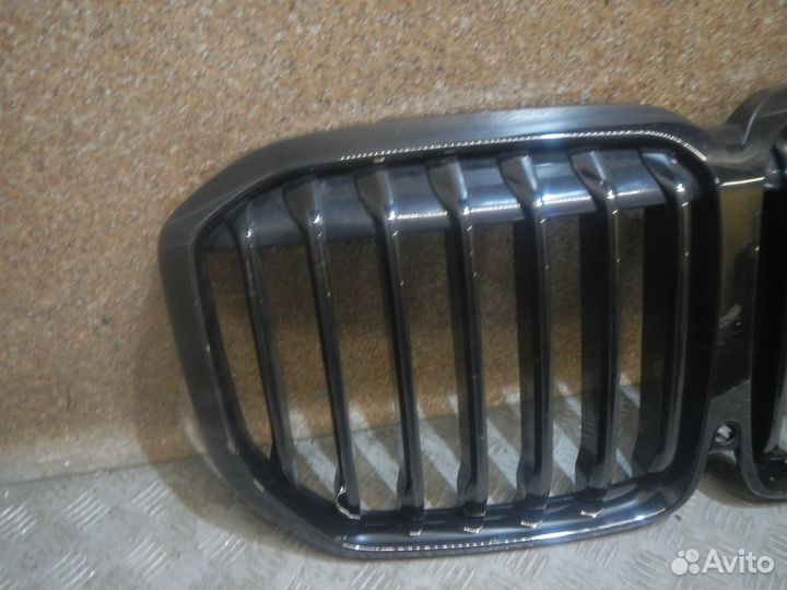 Б/У Б/У Решетка радиатора, BMW (бмв) -X7 (G07)