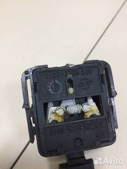 Переключатель поворотов подрулевой LADA Kalina