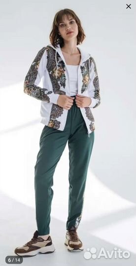 Спортивный костюм женский