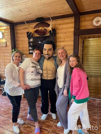 Поздравление от Артура Пирожкова (аниматор)