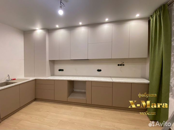 Кухня новая