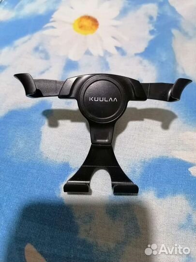 Держатель для телефона в машину