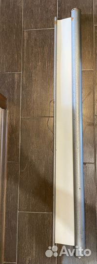 Рулонный экран для проектора