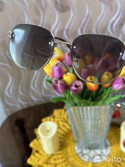 Солнцезащитные очки женские