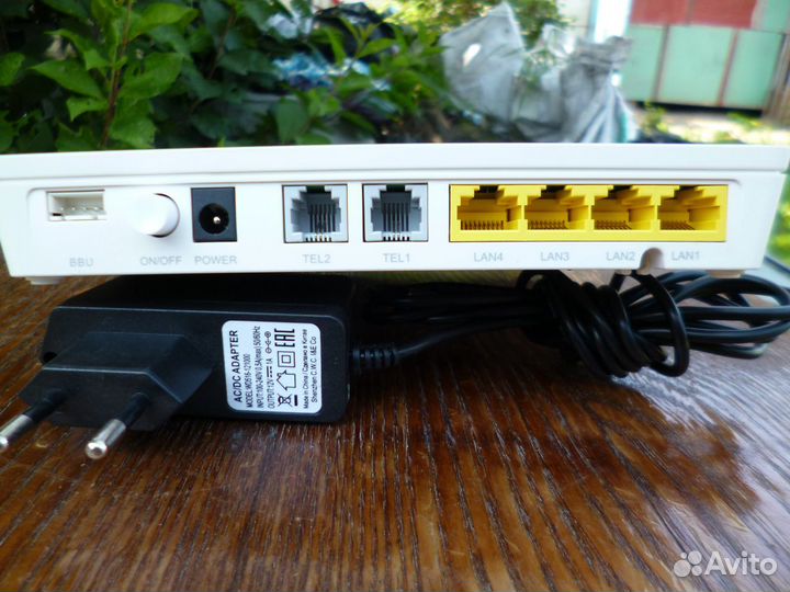 Wi-Fi роутер, тв приставка