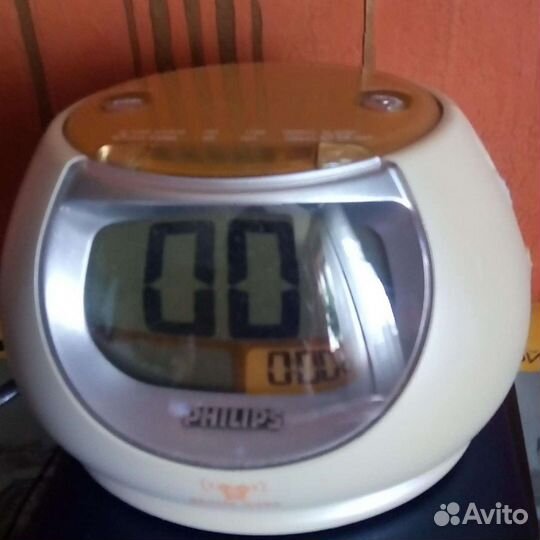 Будильник - радио Philips ретро