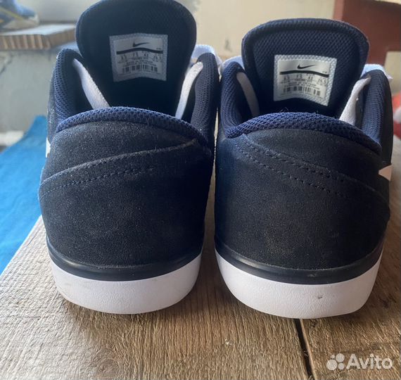 Кроссовки женские 41 размер