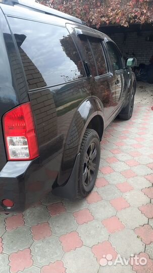 Nissan Pathfinder 2.5 AT, 2005, 144 000 км