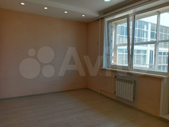 1-к. квартира, 43 м², 2/3 эт.