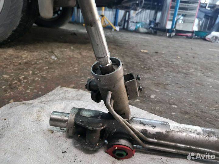 Рулевая рейка volvo 31201555