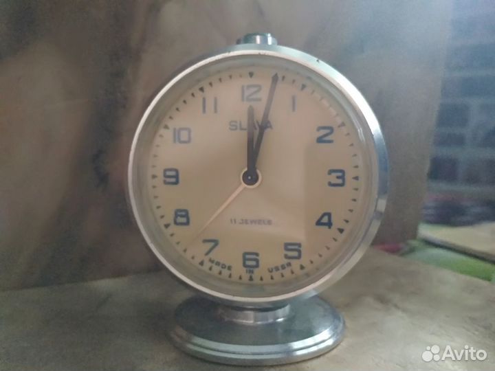 Будильник slava 11 камней