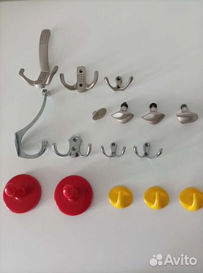 Крючки,мебельные ручки