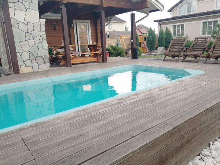 Коттедж 100 м² на участке 9 сот.