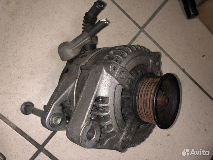 Генератор на lexus RX330 3MZ-FE