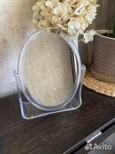 Зеркало настольное