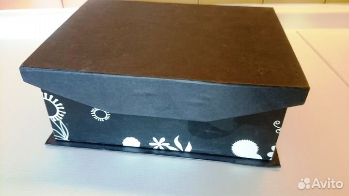 Набор кофейных пар фарфоровый на 2 персоны черно-б