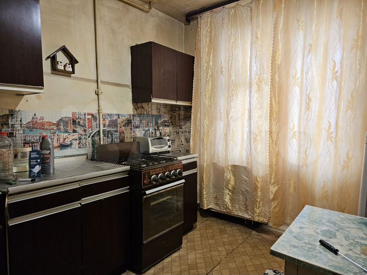 2-к. квартира, 53 м², 1/5 эт.