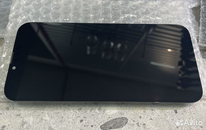 Дисплей на iPhone 14 pro max