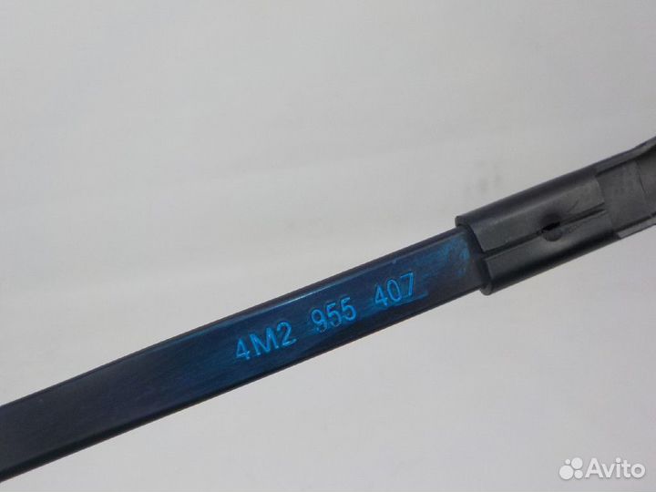 Поводок стеклоочистителя передний левый Audi Q7