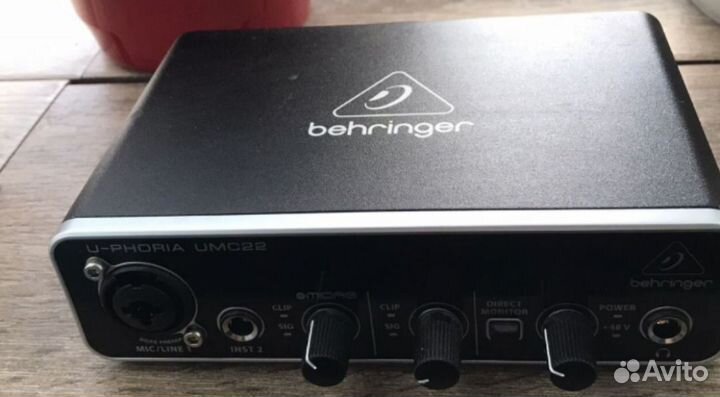 Звуковая карта behringer