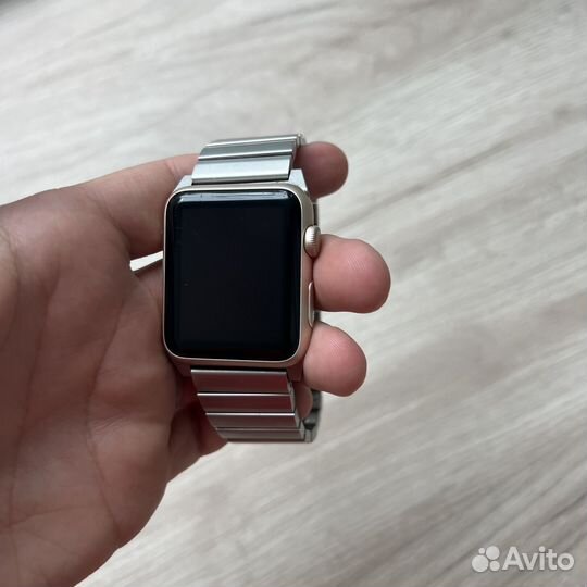 Ремешок для Apple Watch Uniq Strova