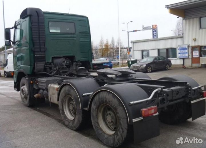 Pазбираем грузовик Volvo FH 2005-2008