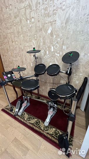 Электронные барабаны Alesis Command Mesh Kit
