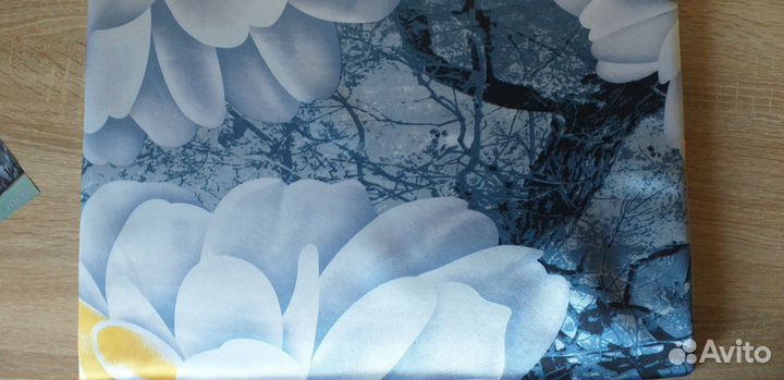 Постельное белье. Шелковый комплект. Новый