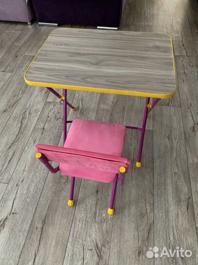 Детский стол и стул