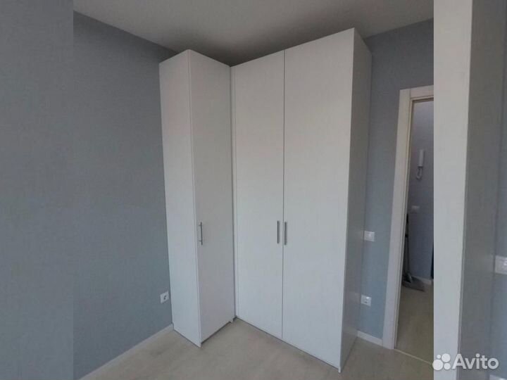 Шкаф распашной