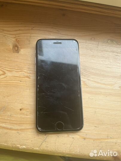 Телефон iPhone 6 на запчасти