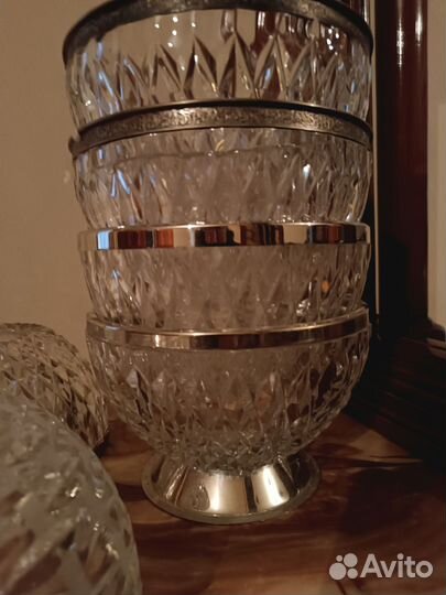 Хрустальная ваза