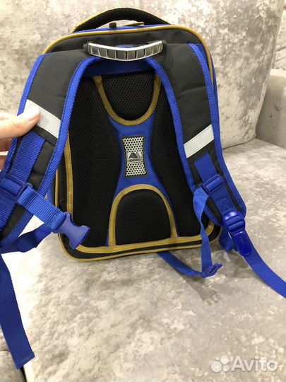 Рюкзак школьный для мальчика новый